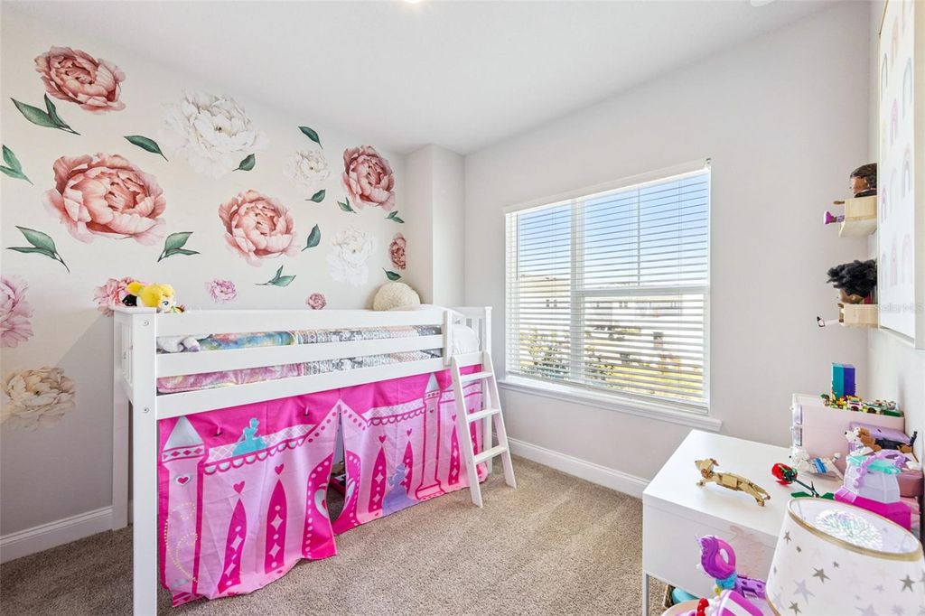 Image 18 of property listing at 9916 RODBELL STREET, Orlando, FL 32827