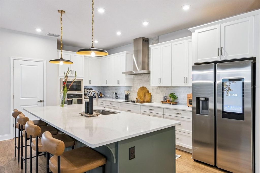 Image 5 of property listing at 9916 RODBELL STREET, Orlando, FL 32827