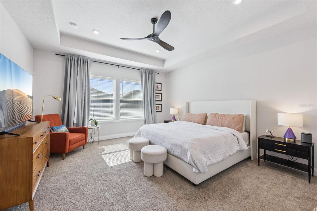 Image 10 of property listing at 9916 RODBELL STREET, Orlando, FL 32827