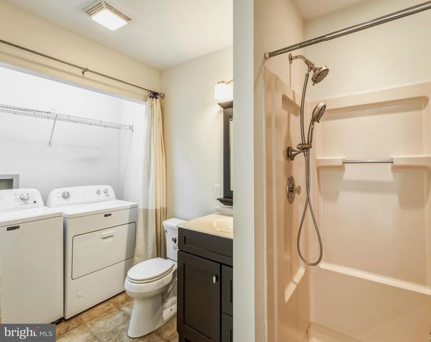 37 TARRAGON CT, West Deptford, NJ 08086