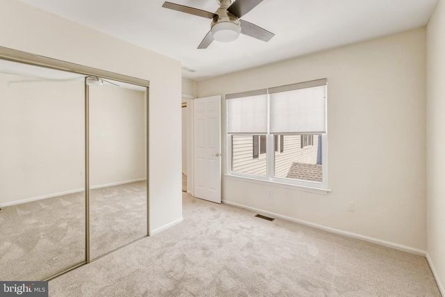 37 TARRAGON CT, West Deptford, NJ 08086