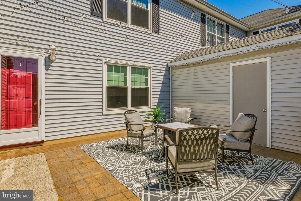 37 TARRAGON CT, West Deptford, NJ 08086
