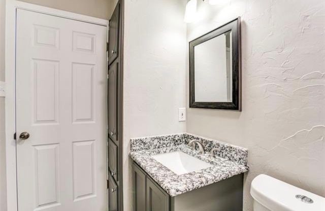 6640 Mona Lisa Avenue, Watauga, TX 76148