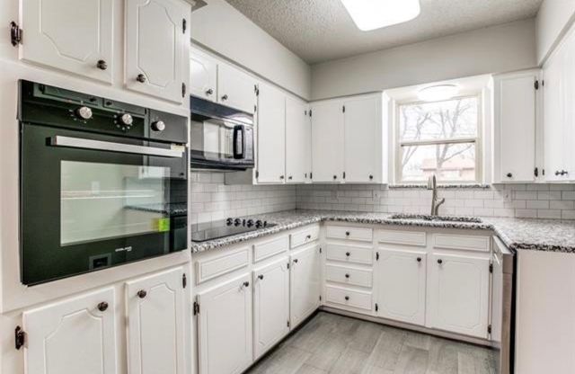 6640 Mona Lisa Avenue, Watauga, TX 76148