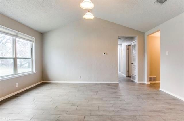 6640 Mona Lisa Avenue, Watauga, TX 76148