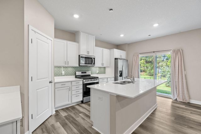 16308 Jaffna Place, Lakeville, MN 55044