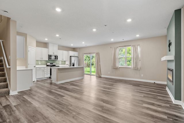 16308 Jaffna Place, Lakeville, MN 55044
