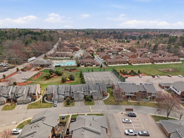 82 Bailey St 82, Stoughton, MA 02072