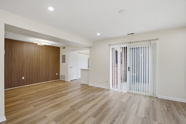 82 Bailey St 82, Stoughton, MA 02072