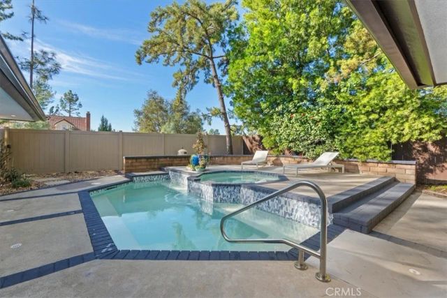 5748 Briartree, La Canada Flintridge, CA 91011