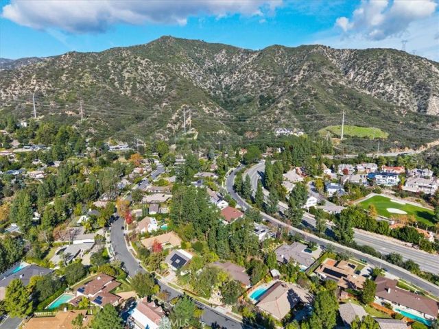 5748 Briartree, La Canada Flintridge, CA 91011