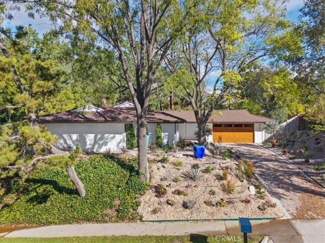 5748 Briartree, La Canada Flintridge, CA 91011