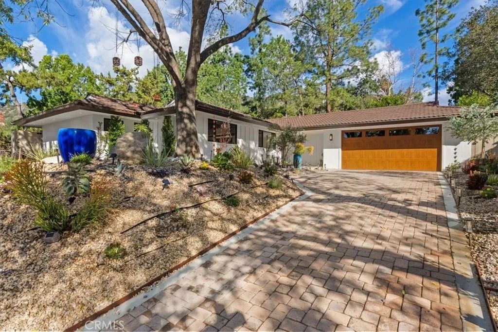 5748 Briartree, La Canada Flintridge, CA 91011