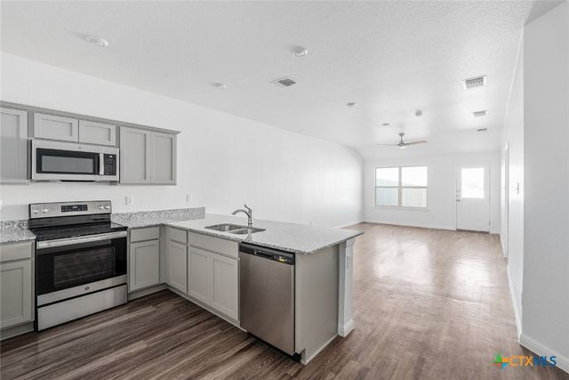 5801 Betty Lou Drive, Killeen, TX 76549