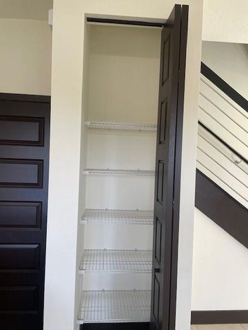 16000 NW 91st CT 16000, Miami Lakes, FL 33018