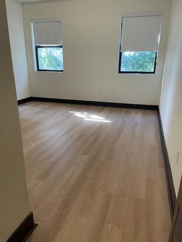 16000 NW 91st CT 16000, Miami Lakes, FL 33018