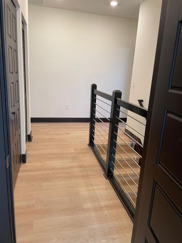 16000 NW 91st CT 16000, Miami Lakes, FL 33018