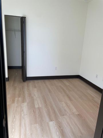 16000 NW 91st CT 16000, Miami Lakes, FL 33018