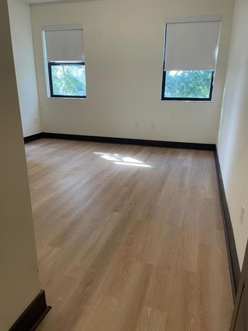 16000 NW 91st CT 16000, Miami Lakes, FL 33018