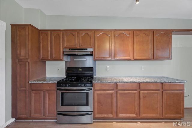 4538 Ray Avenue, St Louis, MO 63116