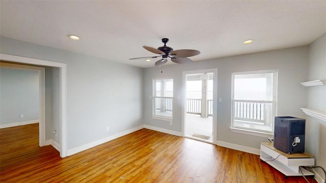 13130 Gulf Beach Drive, Freeport, TX 77541