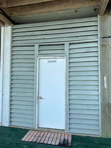 13130 Gulf Beach Drive, Freeport, TX 77541