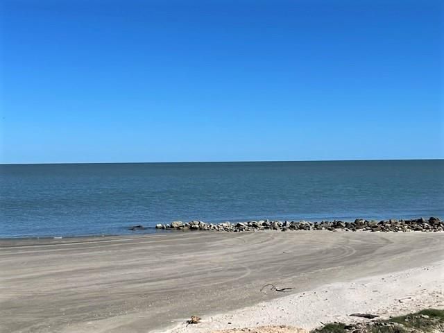 13130 Gulf Beach Drive, Freeport, TX 77541
