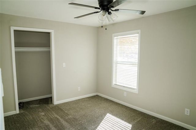 1121 S Lafayette Avenue, Chanute, KS 66720