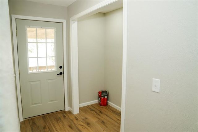 1121 S Lafayette Avenue, Chanute, KS 66720