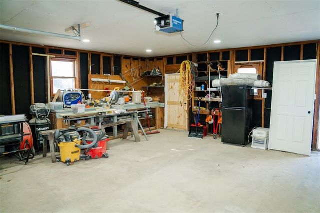 1121 S Lafayette Avenue, Chanute, KS 66720