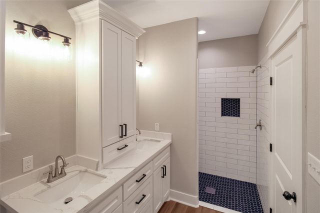 21 Bluegill Dr, Shepherd, TX 77371