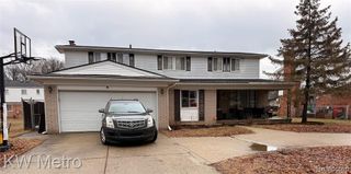 29450 Sharon Lane, Southfield, MI 48076