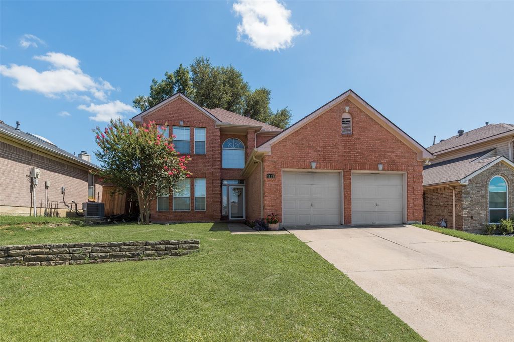 1129 Secretariat Drive, Grand Prairie, TX 75052