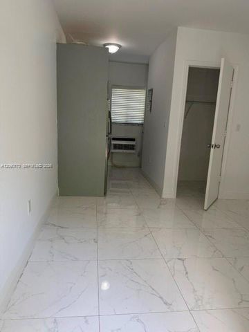 625 SW 5th Avenue 8, Miami, FL 33130