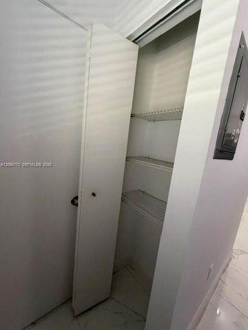 625 SW 5th Avenue 8, Miami, FL 33130