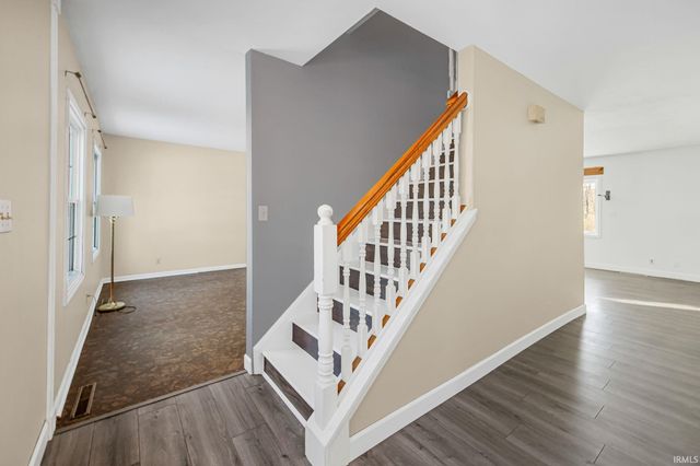 1709 N Black Oak Court, Lafayette, IN 47905