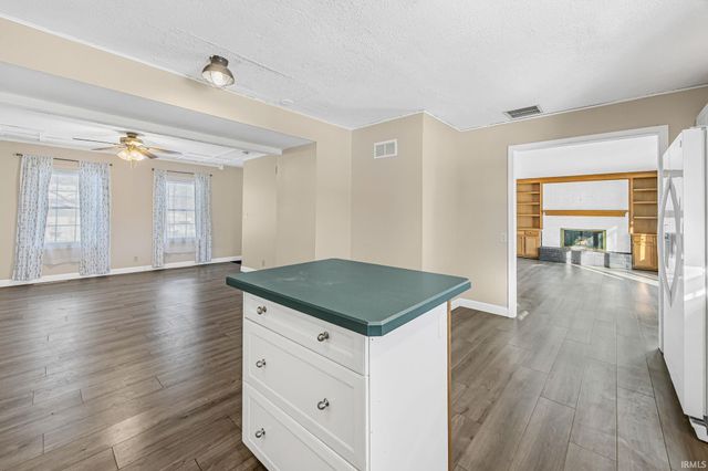 1709 N Black Oak Court, Lafayette, IN 47905