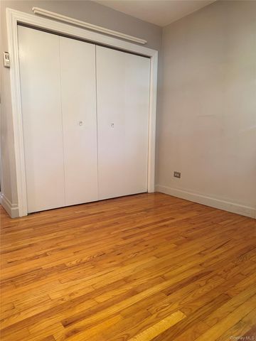 5629 Sylvan Avenue, Bronx, NY 10471