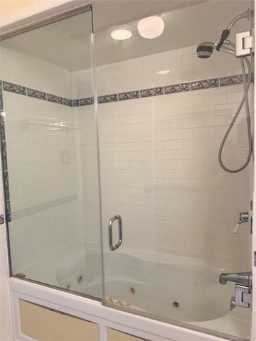 5629 Sylvan Avenue, Bronx, NY 10471