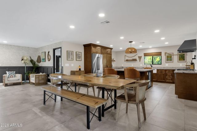 3041 N 49TH Court, Phoenix, AZ 85018