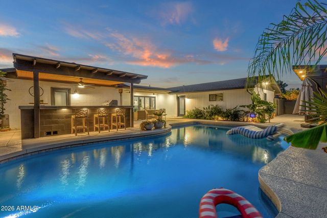 3041 N 49TH Court, Phoenix, AZ 85018