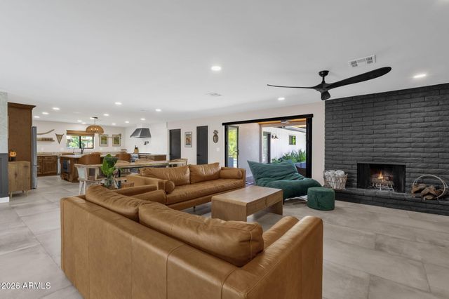 3041 N 49TH Court, Phoenix, AZ 85018