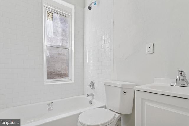 2350 N OPAL ST, Philadelphia, PA 19132