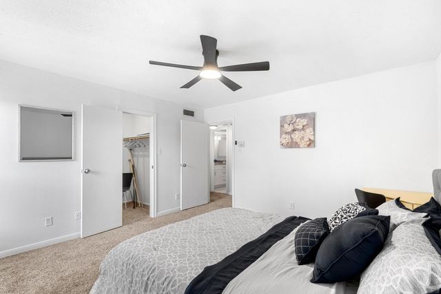 7900 N Stadium Drive 32, Houston, TX 77030