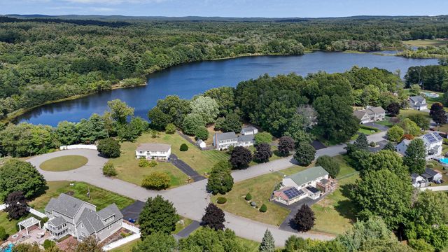 15 Jefferson Road, Dracut, MA 01826