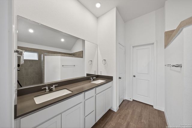 5755 musquiz, Seguin, TX 78155