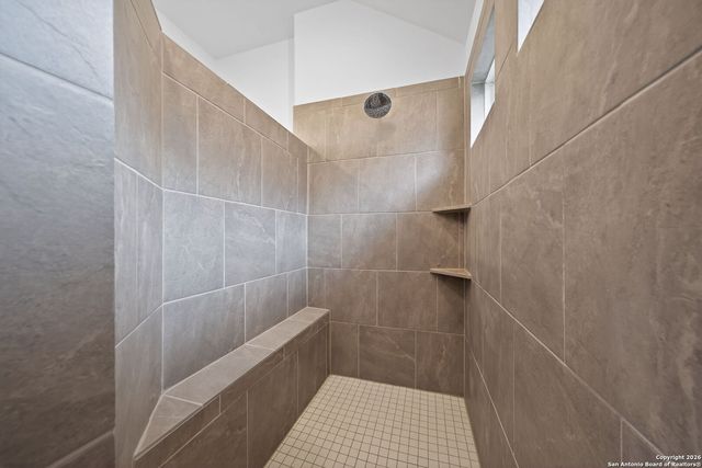 5755 musquiz, Seguin, TX 78155