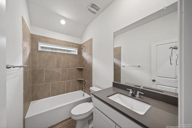 5755 musquiz, Seguin, TX 78155