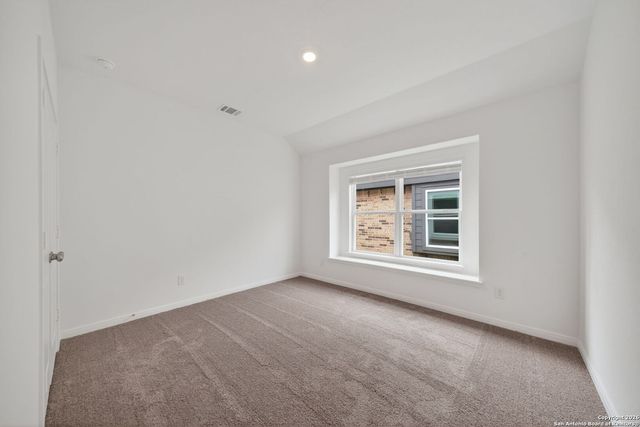 5755 musquiz, Seguin, TX 78155