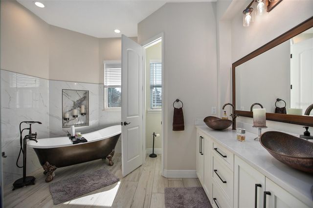 1980 E KICKLIGHTER ROAD, Lake Helen, FL 32744